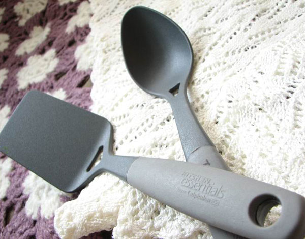 從環保角度來說tpe和pp材質哪個安全 哪個做嬰兒勺更好